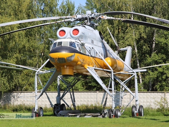 Mi-10K, 44 weiss, CCCP-04102