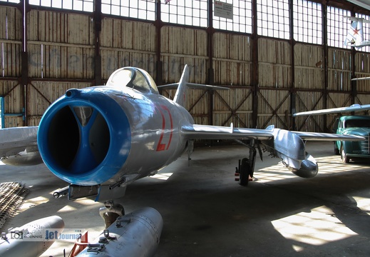 MiG-15bisISch, 27 rot, ex. 98 rot