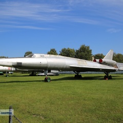 32 rot, Tu-22