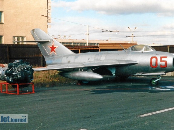 05 rot, MiG-17F, Soviet Air Force