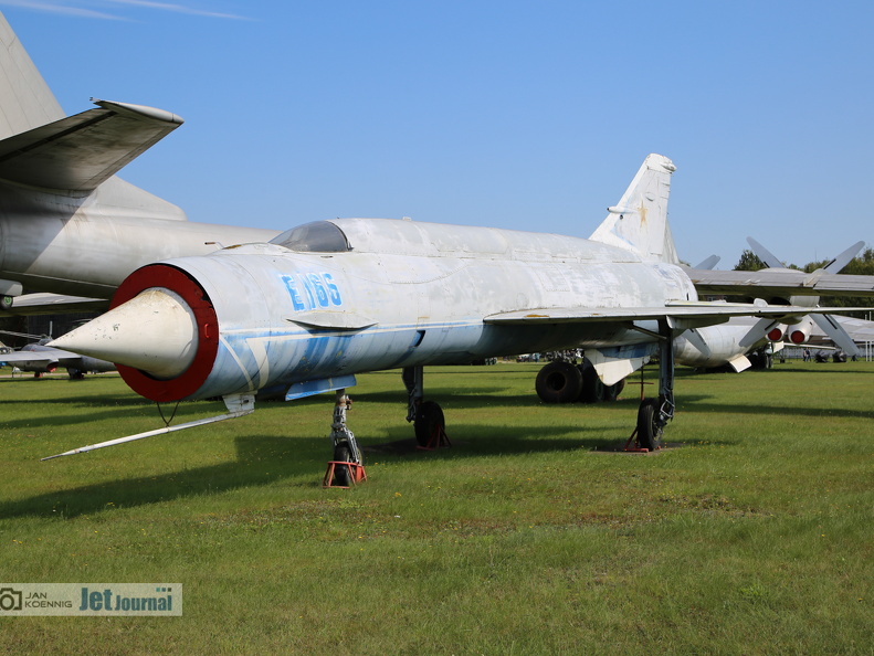 MiG Je-166 / Je-152M (3256 visingar) MiG Je-166 / Je-152M