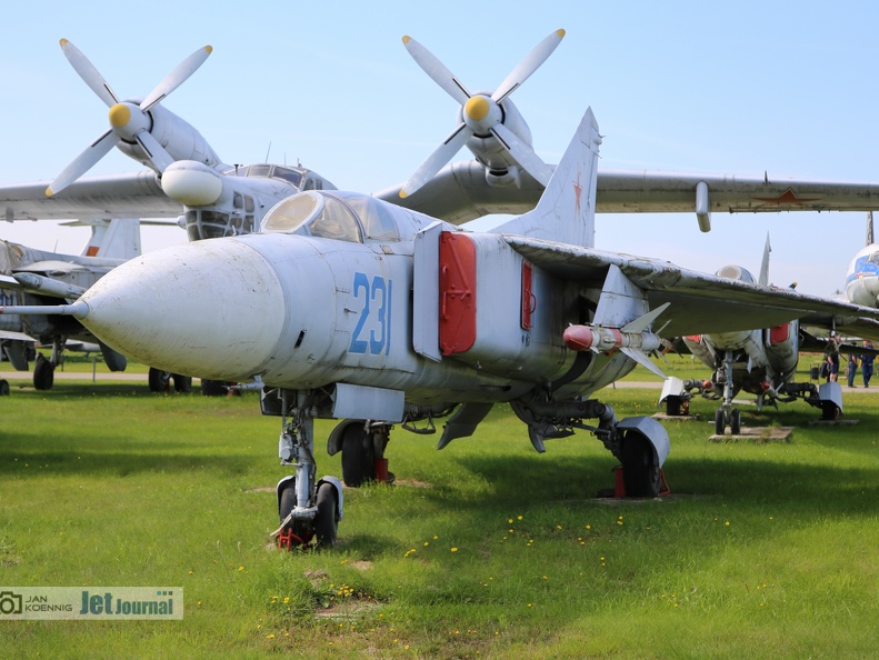 231 blau, MiG-23 Prototyp (ex. 233 blau)