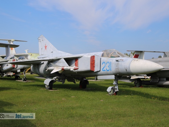 231 blau (233 blau, MiG-23) Prototyp