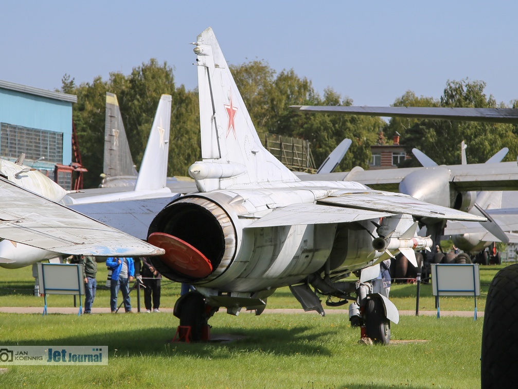 231 blau (233 blau), MiG-23 Prototyp
