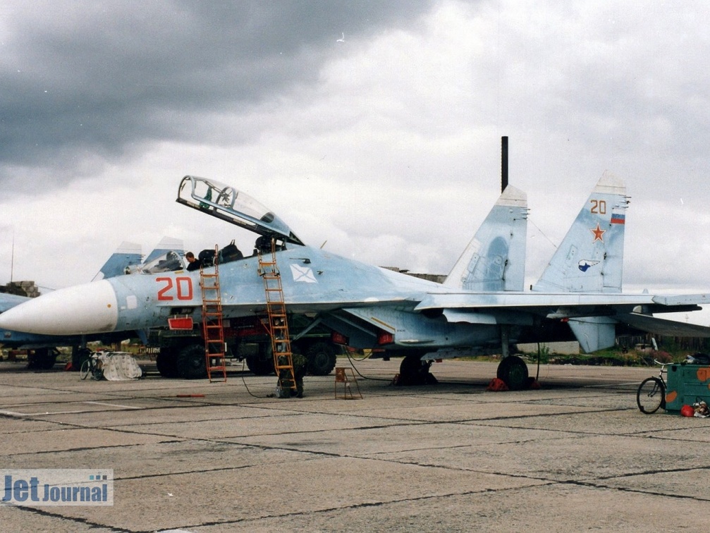 20 rot, Su-27UB, Russische Marine