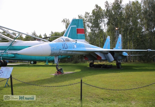 10 blau, Suchoi T-10-1 (Su-27 Prototyp)
