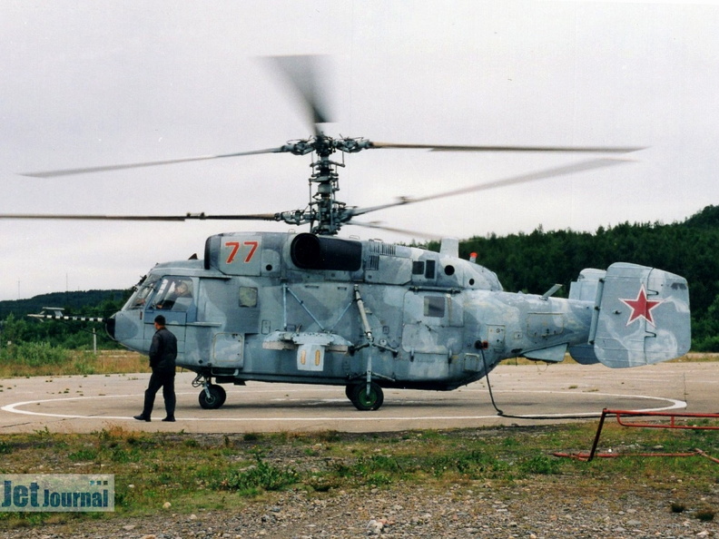 77 rot, Kamow Ka-29, Russian Navy (2273 Besuche) Analogfoto, ca. 2003. Aufnahmeort (wahrscheinlich) Severomorsk 1. Die Bilderserie der Russischen Mar... 77 rot, Kamow Ka-29, Russian Navy