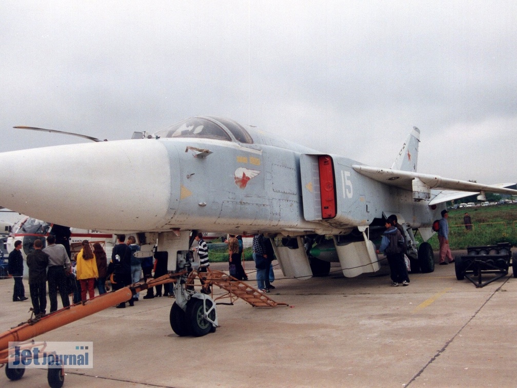 15 weiss, Su-24, LII Gromow