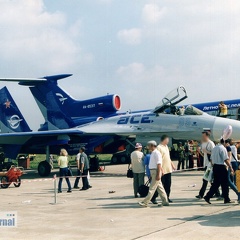 05, Su-27LL, LII Gromow