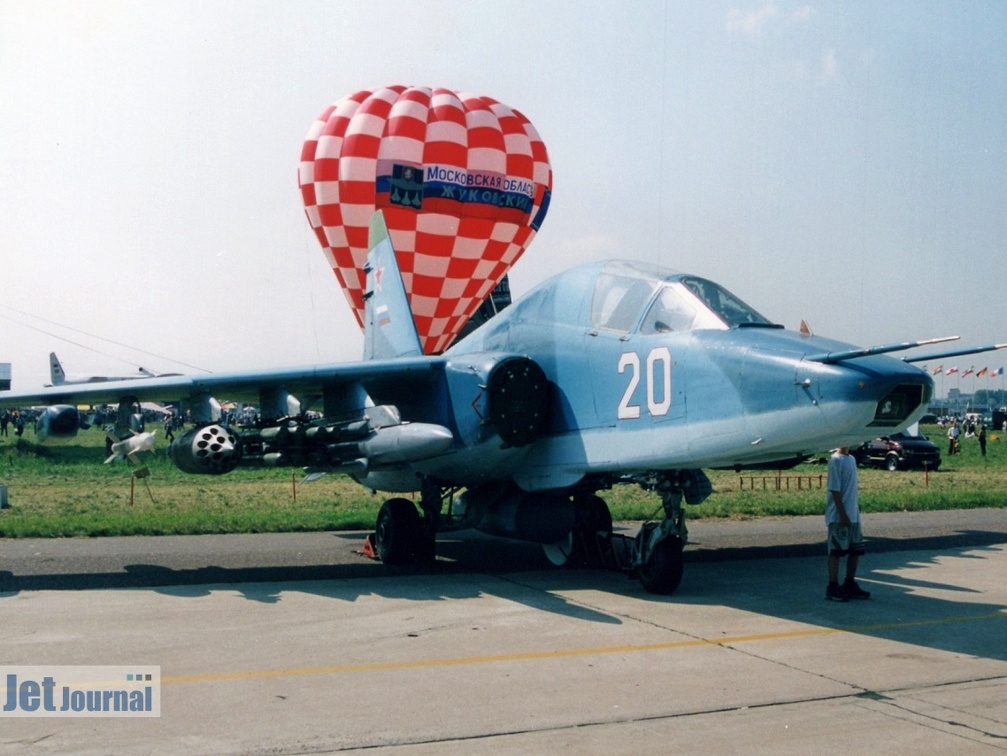 20 weiss, Su-39
