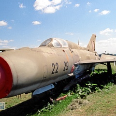 771 rot / 22+29 schwarz, MiG-21PFM/SPS, ex. LSK der NVA