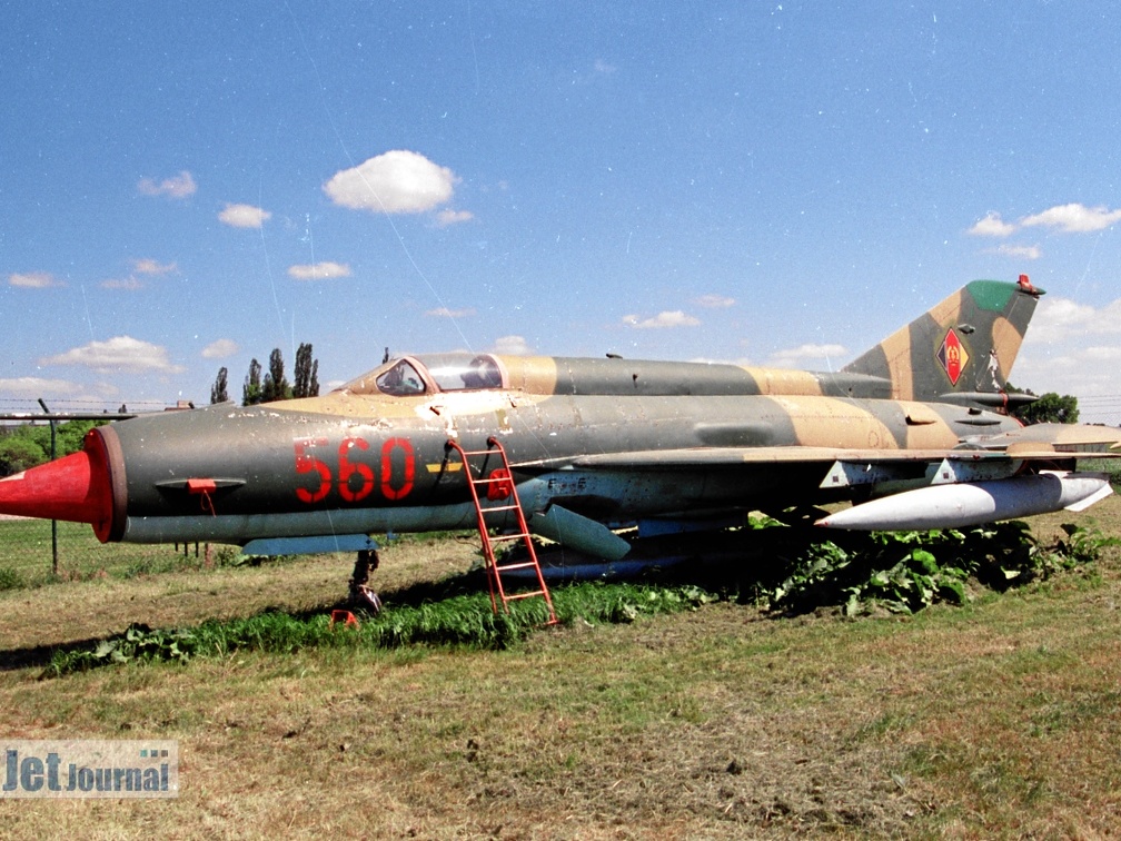560 rot, MiG-21M, LSK der NVA