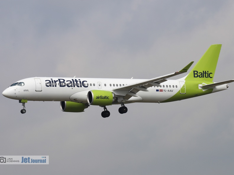 YL-AAU, Airbus A220-300, airBaltic