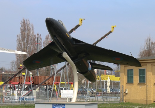 XE-656, Hawker Hunter F-6