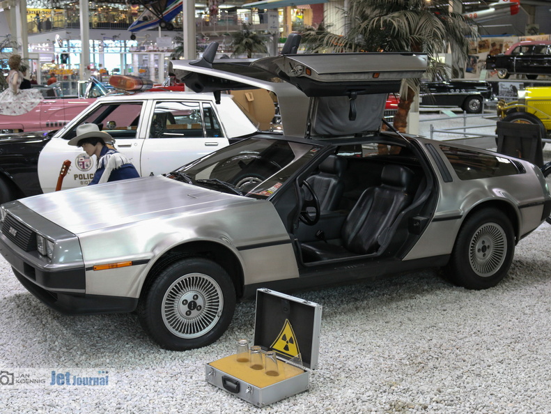 DeLorean DMC-12 (1539 návštěv) DeLorean DMC-12