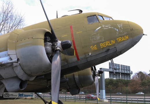 349081, C-47D Skytrain, Bugansicht