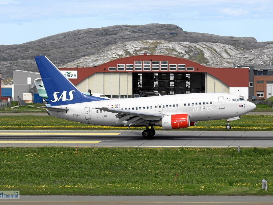 LN-RPH Boeing 737-683 Scandinavian Airlines Norge