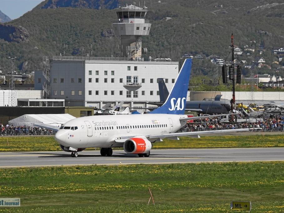 LN-RPH Boeing 737-683 SAS Norge