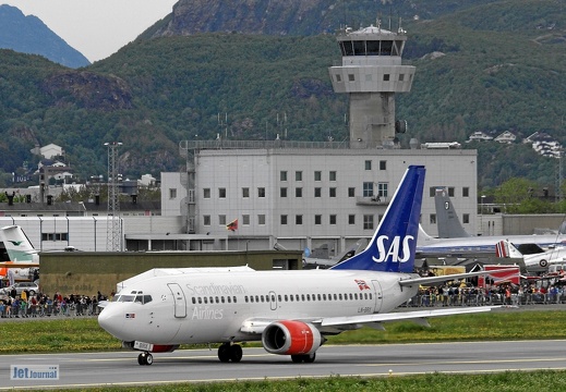 LN-BRX Boeing 737-505 SAS