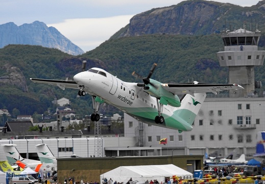 LN-WIV DHC-8 103 Widerøe