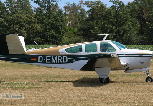 Beechcraft V35B, D-EMRD, EDOI Bienenfarm