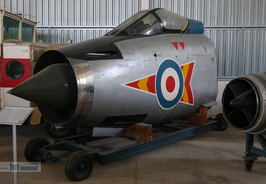 Bugsektion English Electric Lightning F.2, ex. XN768 Royal Air Force