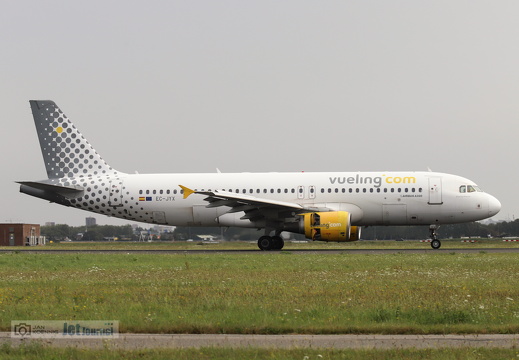 EC-JYX, Airbus A320-214, Vueling