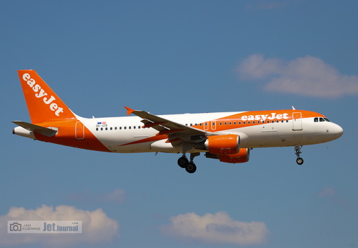 OE-IZB, Airbus A320-214, easyJet