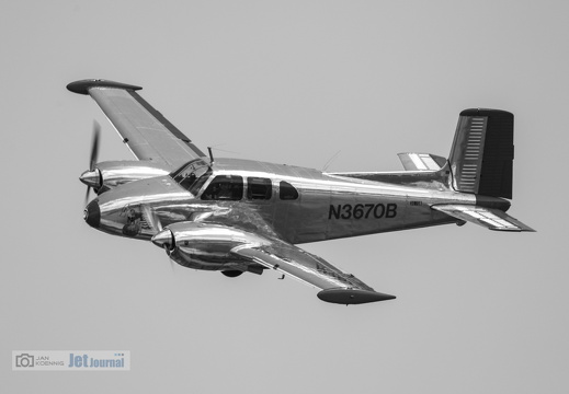 N3670B, Beechcraft E50 Twin Bonanza