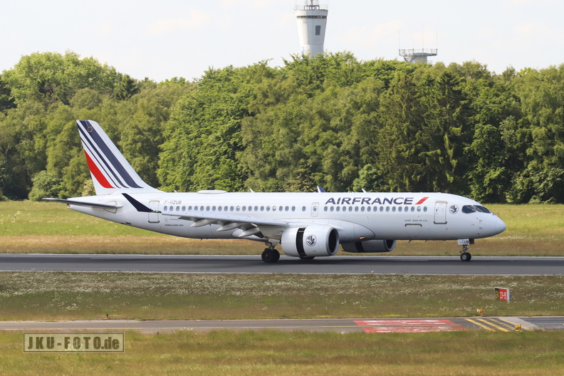 a220-300-f-hzub-ham2025-1-12c.jpg