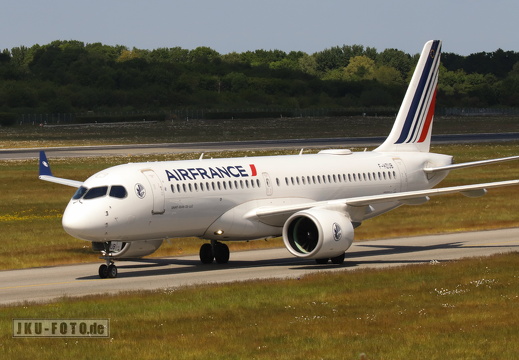 F-HZUB, Airbus A220-300, Air France (6 visits) Du kannst eine Datei zu diesem Foto zur eigenen Verwendung erwerben: 
Klicke hier, um die Webseite ... F-HZUB, Airbus A220-300, Air France