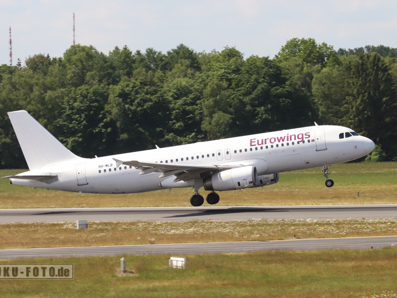 9H-MLB, Airbus A320-232, Avion Express Malta für Eurowings