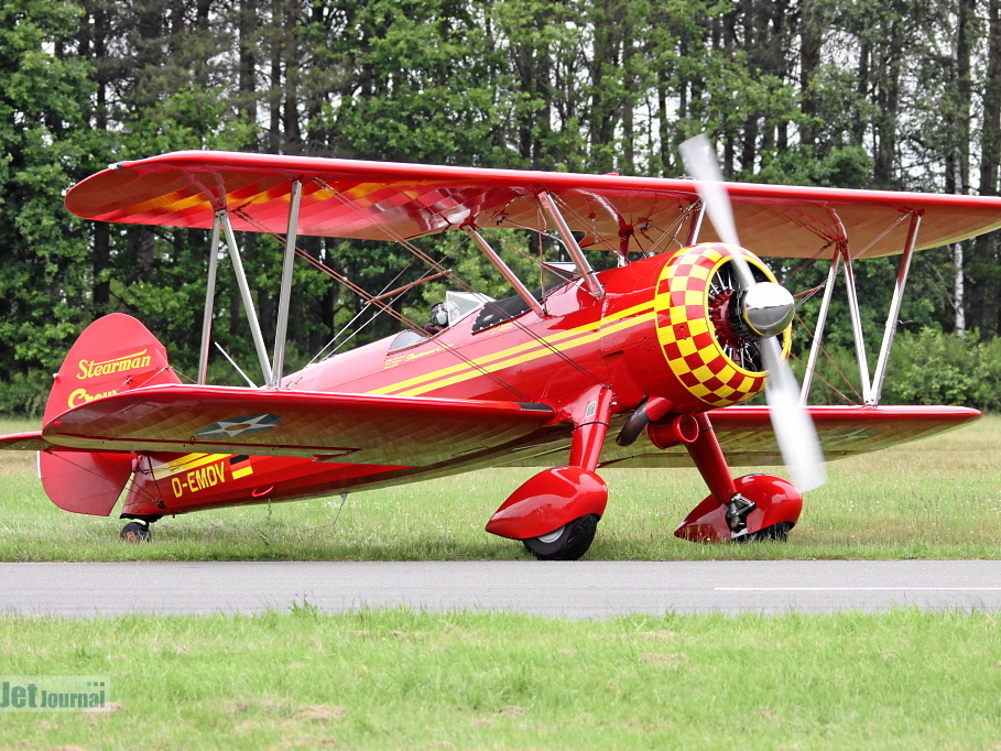 D-EMDV, Boeing A75N1 Stearmen (1918 Besuche) Flugplatz Uelzen D-EMDV, Boeing A75N1 Stearmen