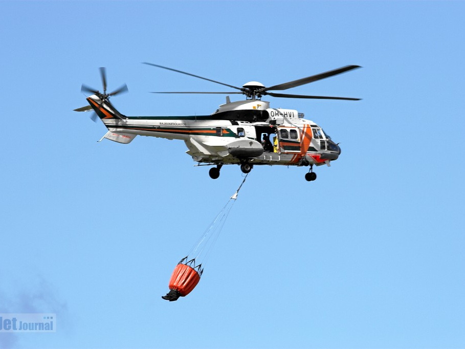 OH-HVI AS332L1 mit Bambi Bucket (2086 відвідувань) OH-HVI AS332L1 mit Bambi Bucket