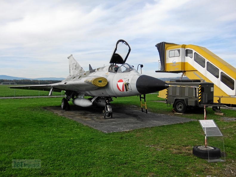 07 Saab 35OE Draken (99 visits) 07 Saab 35OE Draken