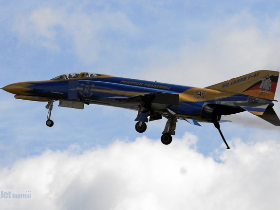 37+01 F-4F JG71 Fly-By mit Fahrwerk (168 visits) 37+01 F-4F JG71 Fly-By mit Fahrwerk