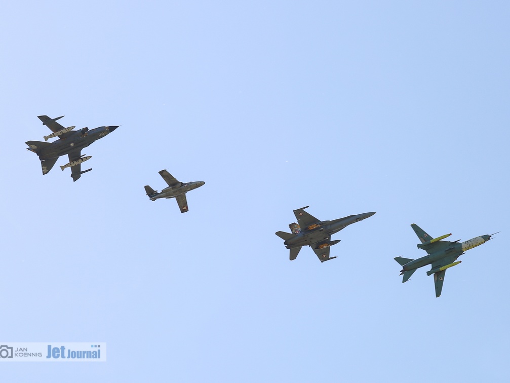 4 Ship Formation (12 visits) 4 Ship Formation