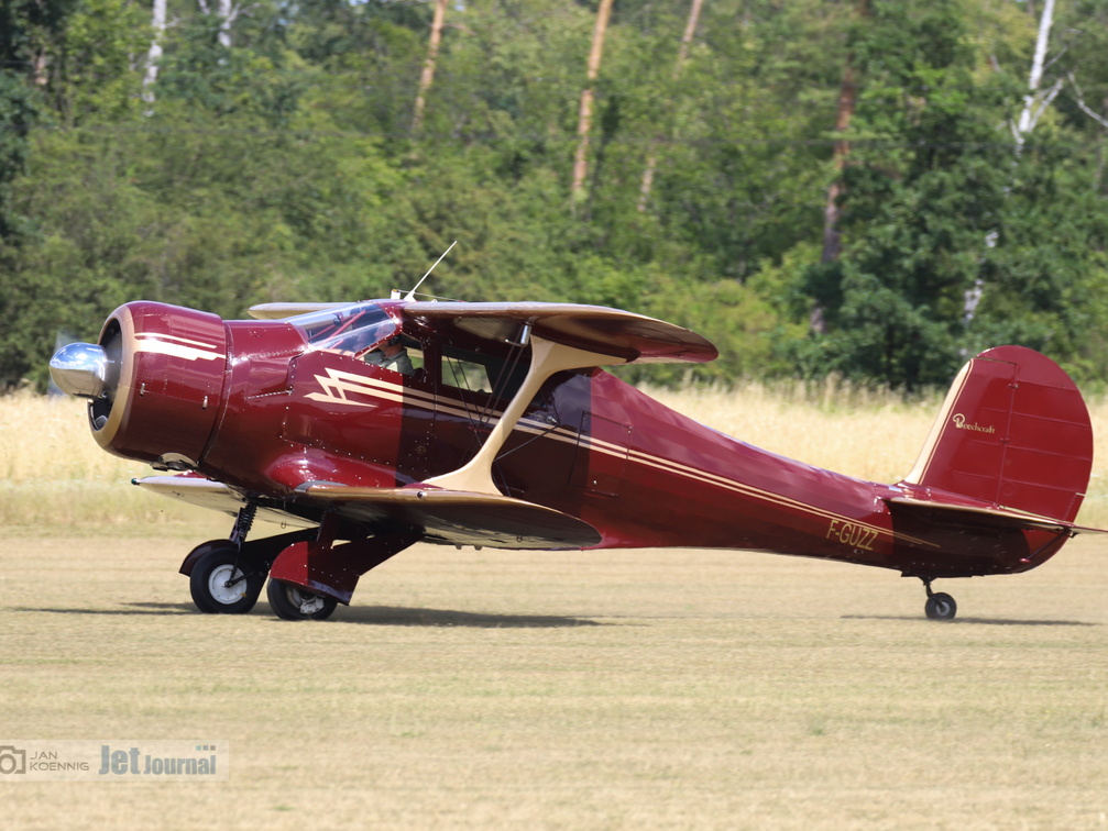 F-GUZZ, Beech D-17S Staggerwing (25 відвідувань) F-GUZZ, Beech D-17S Staggerwing