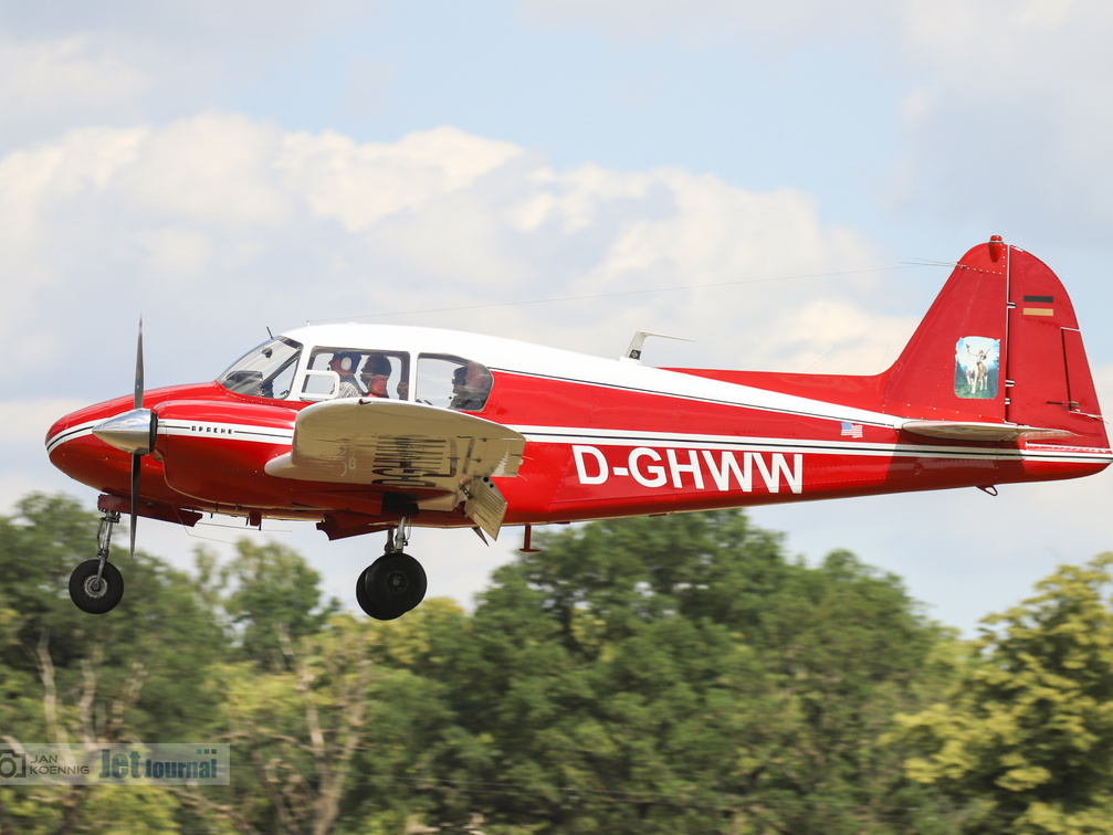 D-GHWW, Piper PA-23 Apache (11 návštěv) D-GHWW, Piper PA-23 Apache