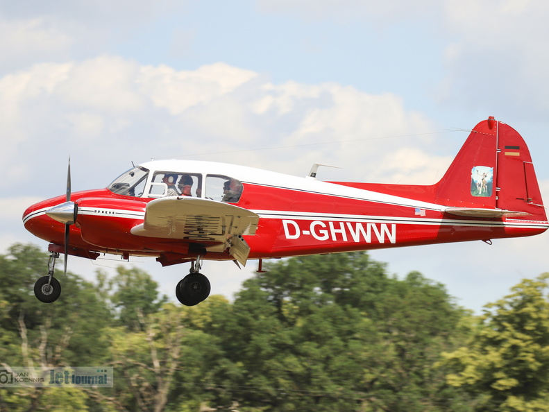 D-GHWW, Piper PA-23 Apache (просмотров: 40) D-GHWW, Piper PA-23 Apache