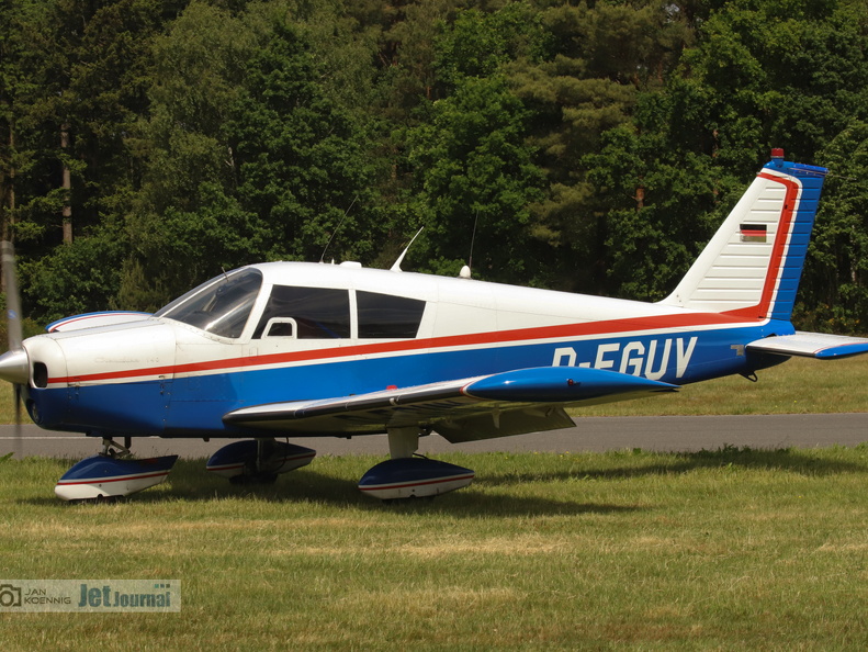 D-EGUV, Piper PA-28-140 (84 visits) Du kannst eine Datei zu diesem Foto zur eigenen Verwendung erwerben:
Klicke hier, um die Webseite ... D-EGUV, Piper PA-28-140